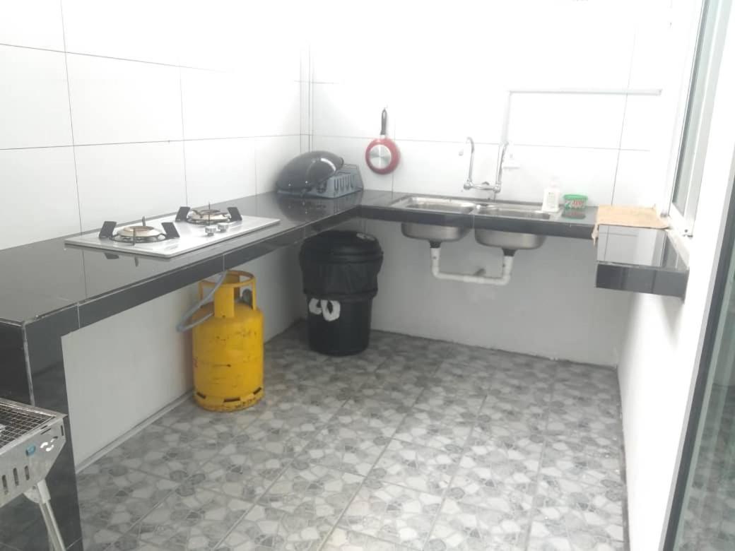Nj_Homestay@Kkia/Petagas Kk Kota Kinabalu Zewnętrze zdjęcie